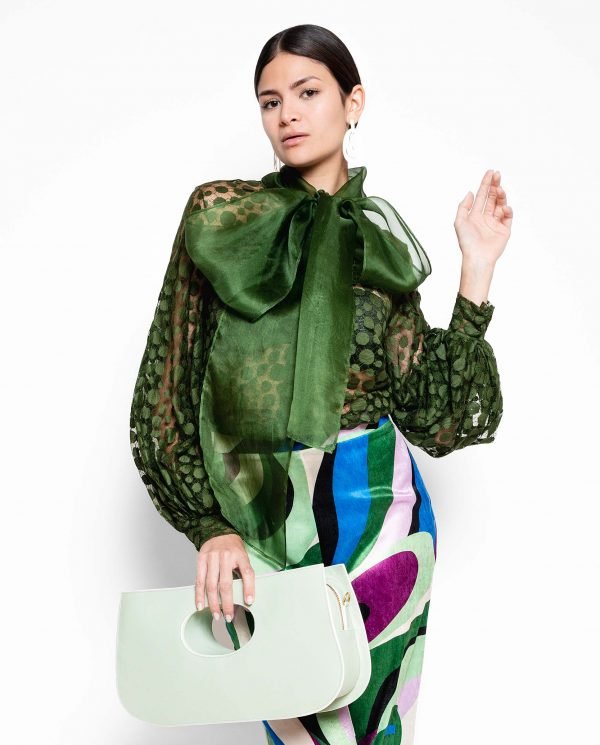 Camisa de encaje francés con lazo