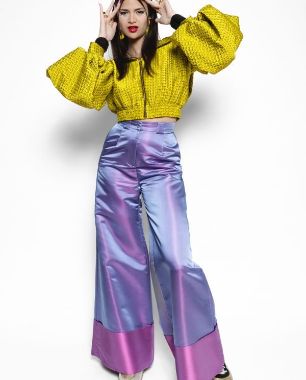 Brazalete geométrico negro