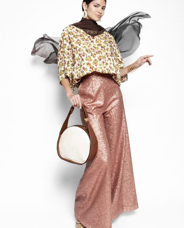 Bolso redondo mediano marrón y blanco