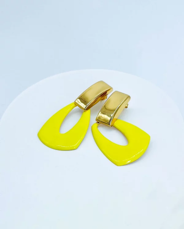 Pendientes gota amarillos