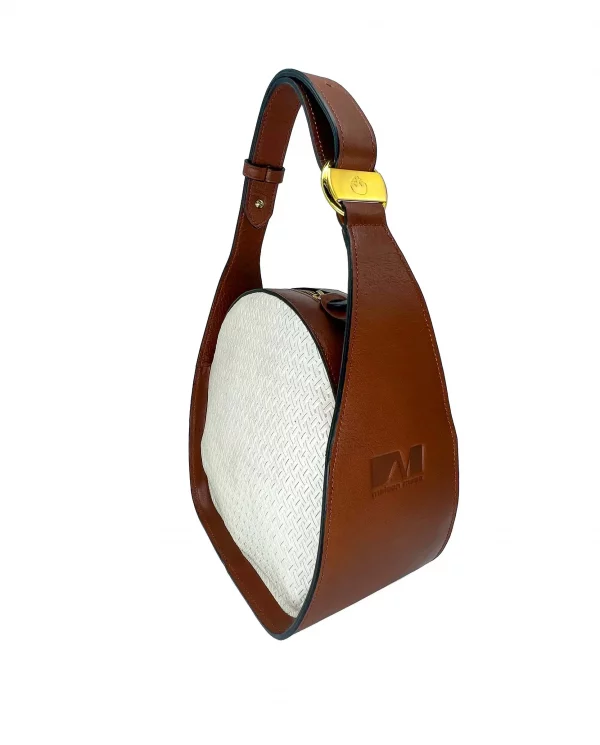 Bolso redondo mediano marrón y blanco